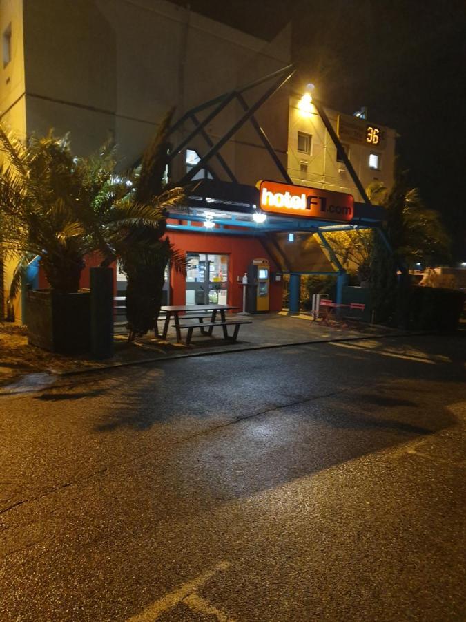 Hotelf1 Lyon Isle D'Abeau Ouest St Exupery Saint-Quentin-Fallavier Exterior photo
