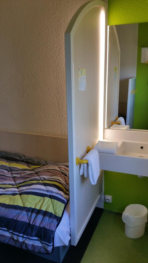 Hotelf1 Lyon Isle D'Abeau Ouest St Exupery Saint-Quentin-Fallavier Exterior photo